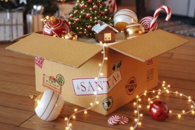 saisonal bedruckter Karton